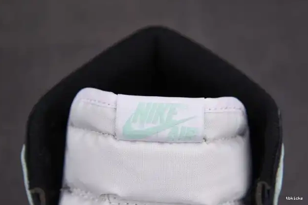 Reps TB Retro Jordan High Igloo 1 861428-100 0604